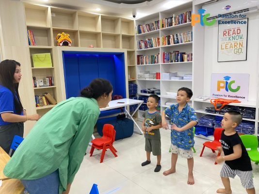 Phương pháp Holistic Learning 