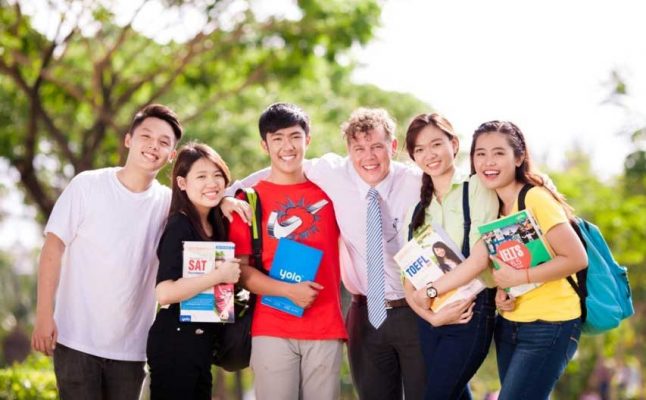 Trại hè là chương trình cộng đồng, nơi kiến thức được lồng ghép thông qua các hoạt động thực tế