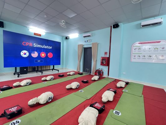 Thực hành CPR - Hồi sức tim phổi